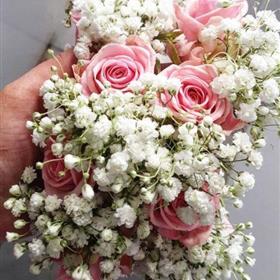 fwthumbgypso pink rose corsage.jpg